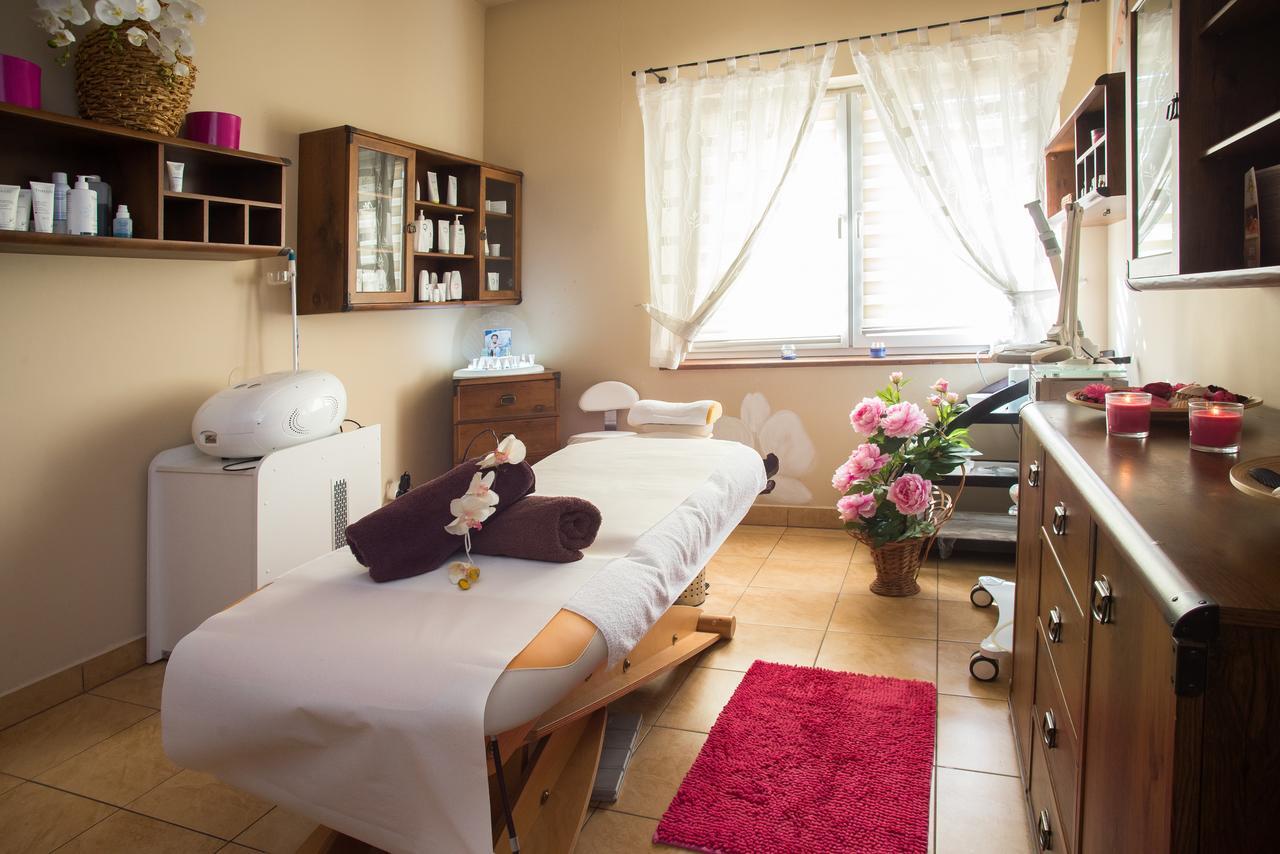 Hotel Karino Spa Polańczyk Exteriör bild