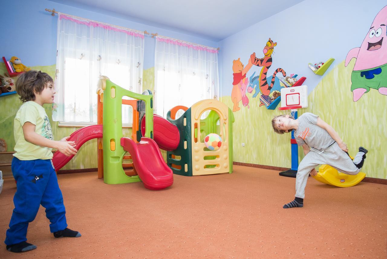 Hotel Karino Spa Polańczyk Exteriör bild