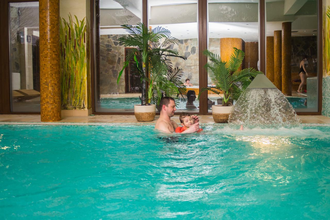 Hotel Karino Spa Polańczyk Exteriör bild