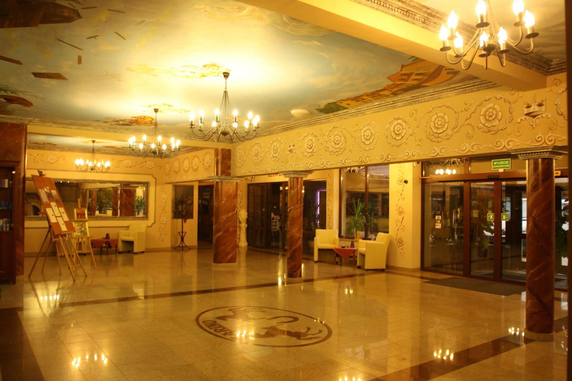 Hotel Karino Spa Polańczyk Exteriör bild