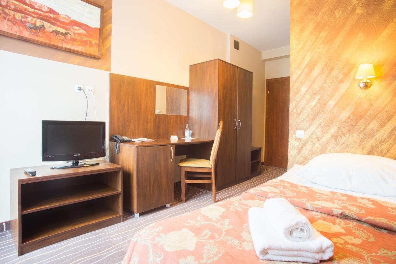 Hotel Karino Spa Polańczyk Exteriör bild